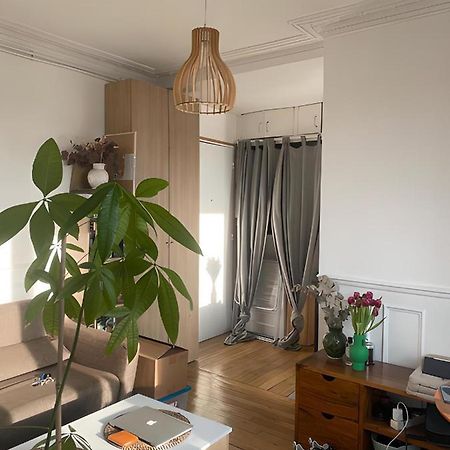 Appartement Ensoleille, Central Et Tout Equipe Avec Vue Tour Eiffel Et Pantheon 巴黎 外观 照片